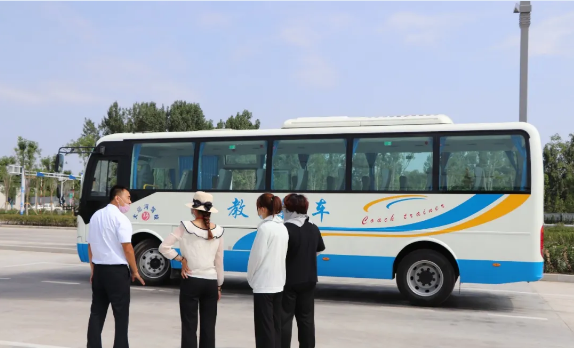【濟(jì)寧大運(yùn)河駕?！俊胺殴芊毙屡e措：小型汽車駕駛證申請年齡上限不再限制！(圖5)