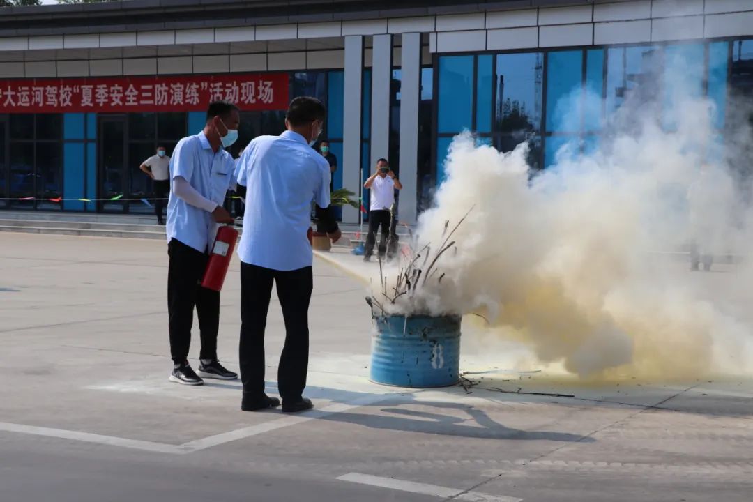 【濟(jì)寧大運(yùn)河駕校】未雨綢繆！夏季安全“三防”演練順利舉行，提升應(yīng)急救援能力！(圖1)