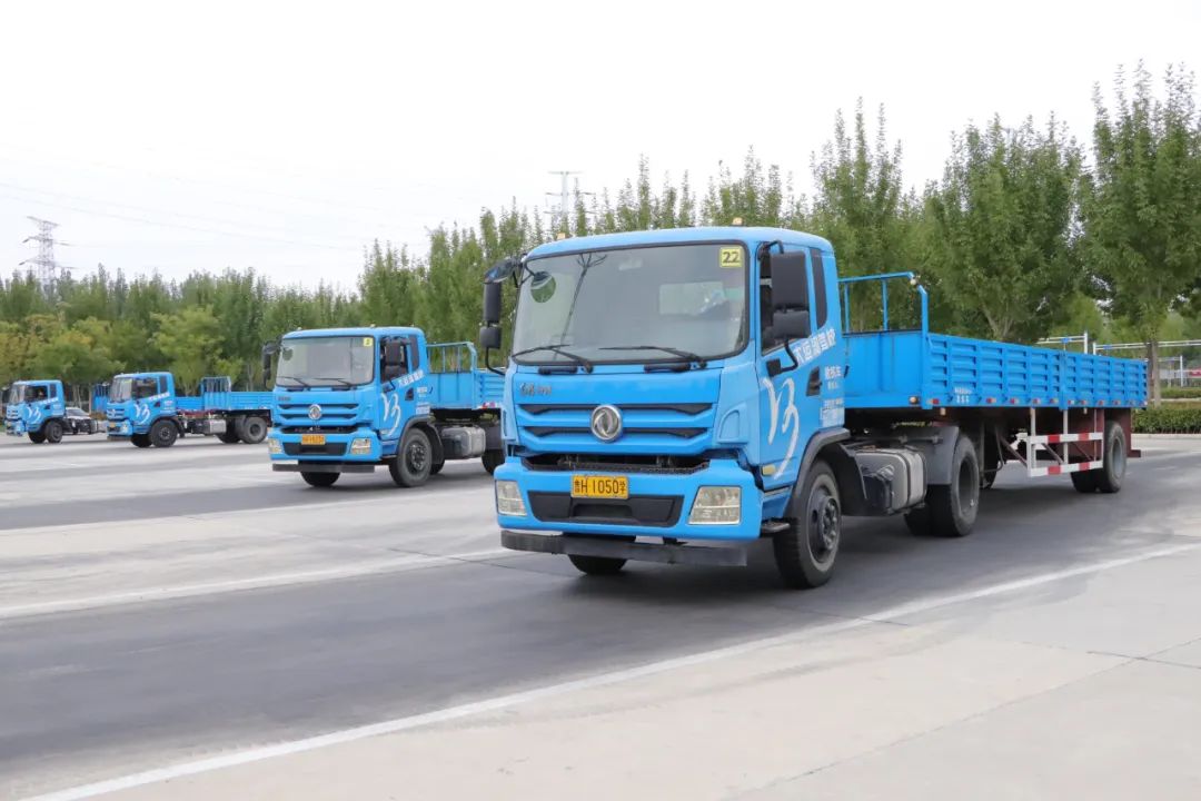 【濟(jì)寧大運(yùn)河駕?！克W(xué)時(shí)≠拿證慢，學(xué)大車(chē)45天拿駕照！(圖1)
