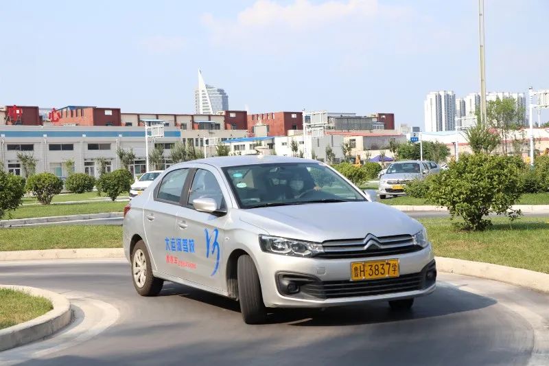 【濟(jì)寧大運(yùn)河駕?！块_學(xué)季·再啟程丨秋季學(xué)車正當(dāng)時(shí)(圖3)