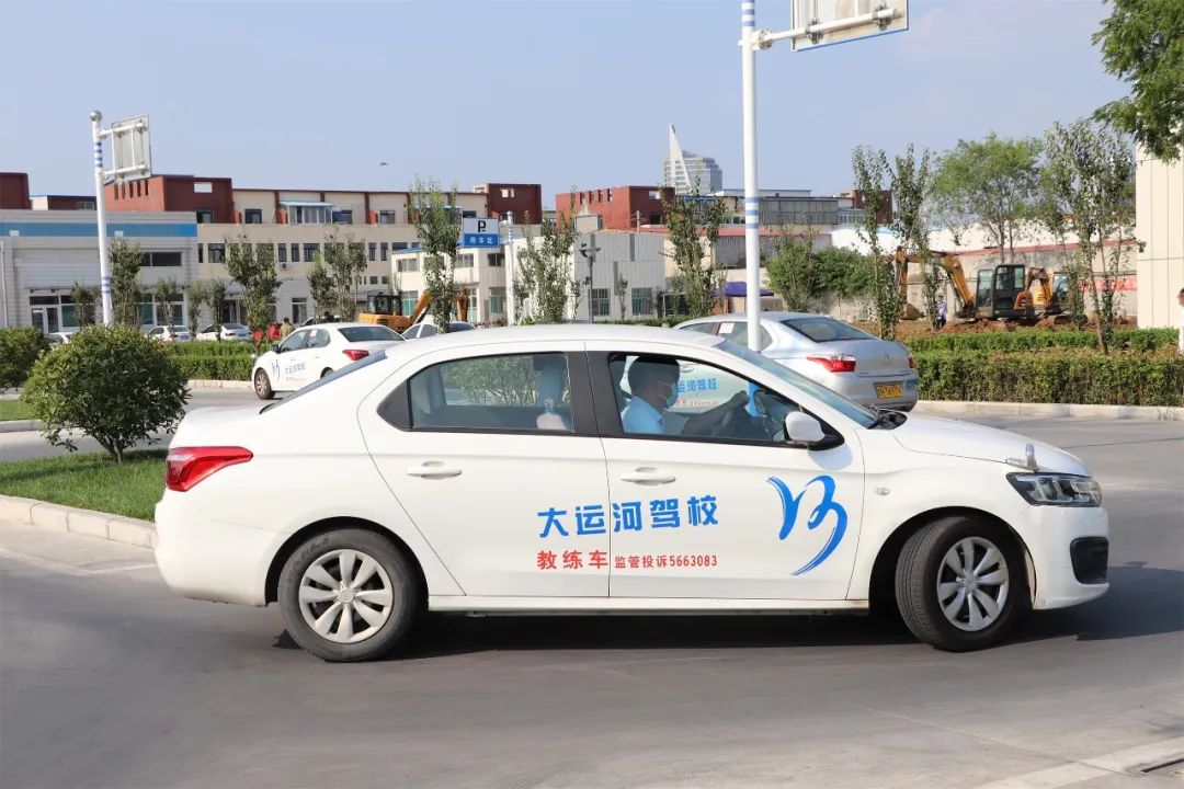 【濟(jì)寧大運(yùn)河駕?！緾2自動(dòng)擋車(chē)型，讓學(xué)車(chē)更簡(jiǎn)單！(圖3)