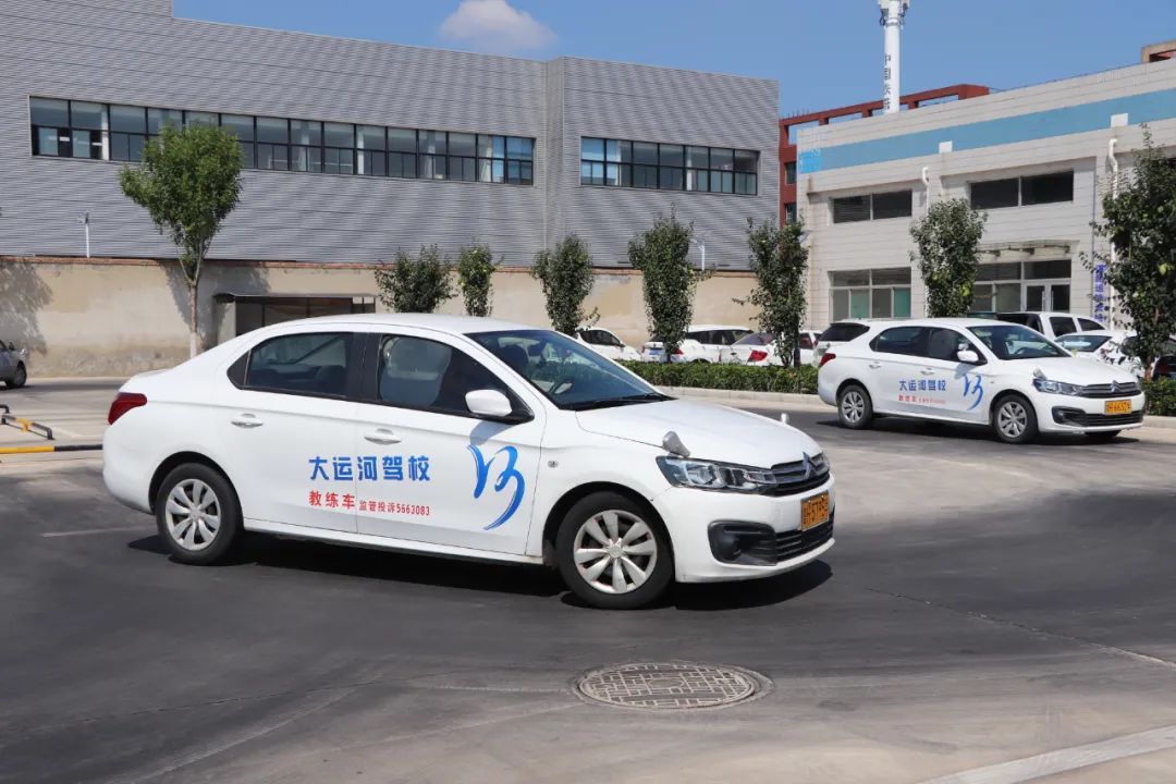 【濟(jì)寧大運(yùn)河駕?！緾2自動(dòng)擋車(chē)型，讓學(xué)車(chē)更簡(jiǎn)單！(圖4)