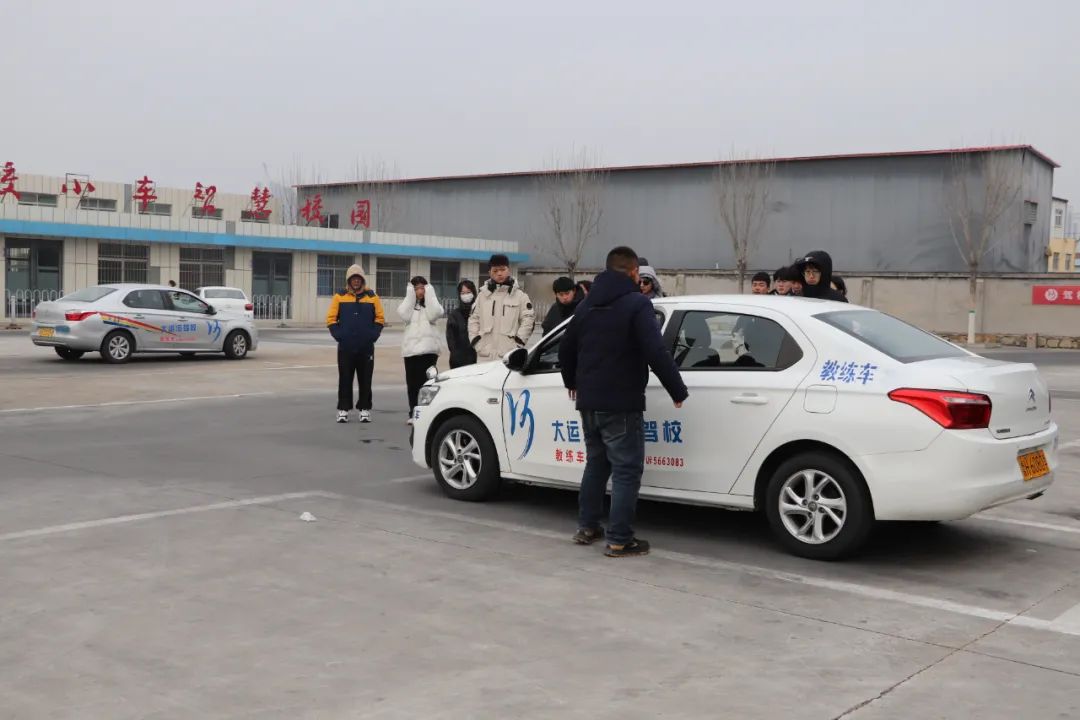 【濟寧大運河駕?！苦?，同學(xué)！寒假學(xué)車攻略請查收~(圖1)