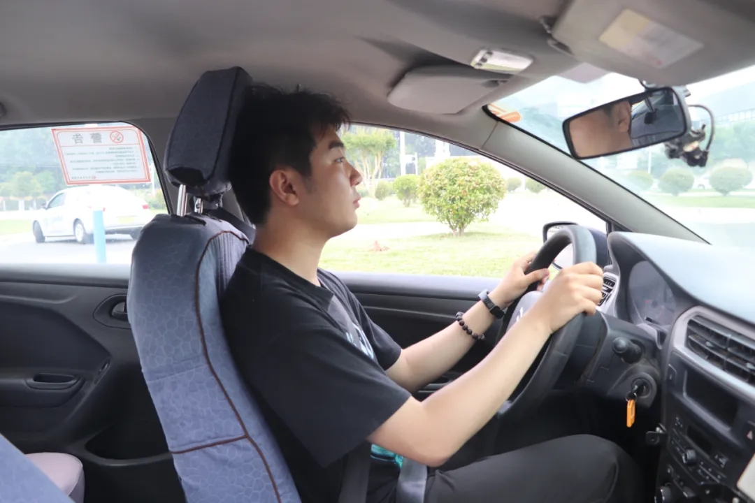 【濟(jì)寧大運(yùn)河駕?！俊暗谑粚脤W(xué)車夏令營”招生火熱進(jìn)行中~(圖3)