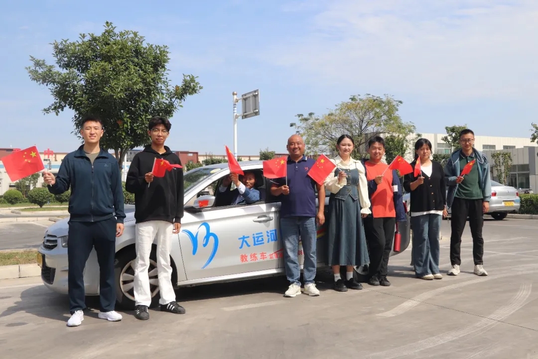 金秋十月迎國(guó)慶，“全車型”報(bào)名鉅惠活動(dòng)震撼開(kāi)啟！(圖5)