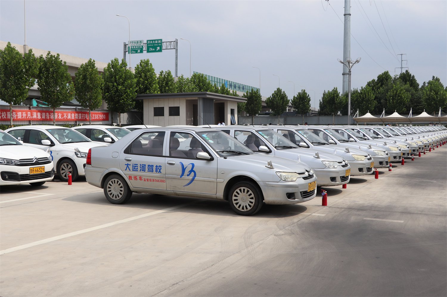 【濟(jì)寧大運(yùn)河駕?！磕昵皥?bào)名學(xué)車(chē)，年后偷著樂(lè)！原因竟是......(圖7)