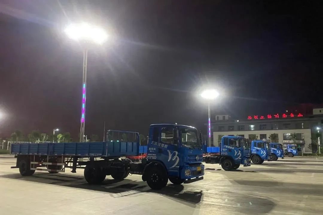 【濟(jì)寧大運(yùn)河駕校】上班練車(chē)沒(méi)時(shí)間？選擇夜訓(xùn)班，學(xué)車(chē)工作兩不誤！(圖2)